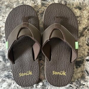 Little Boys Sanuk Flip Flop Size 12/13